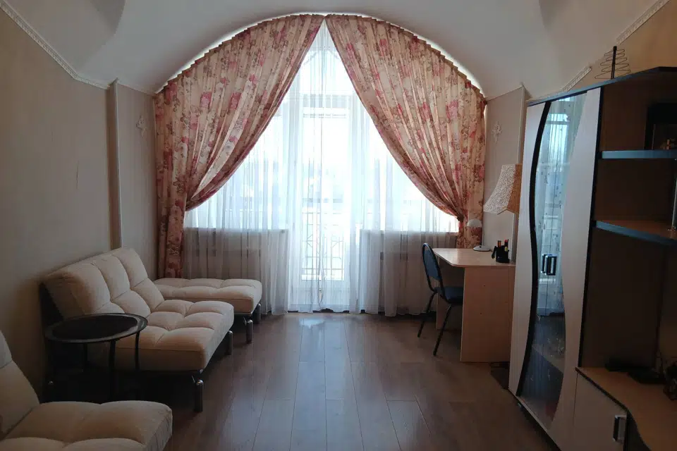 Продаётся 2-комнатная квартира, 62.6 м²