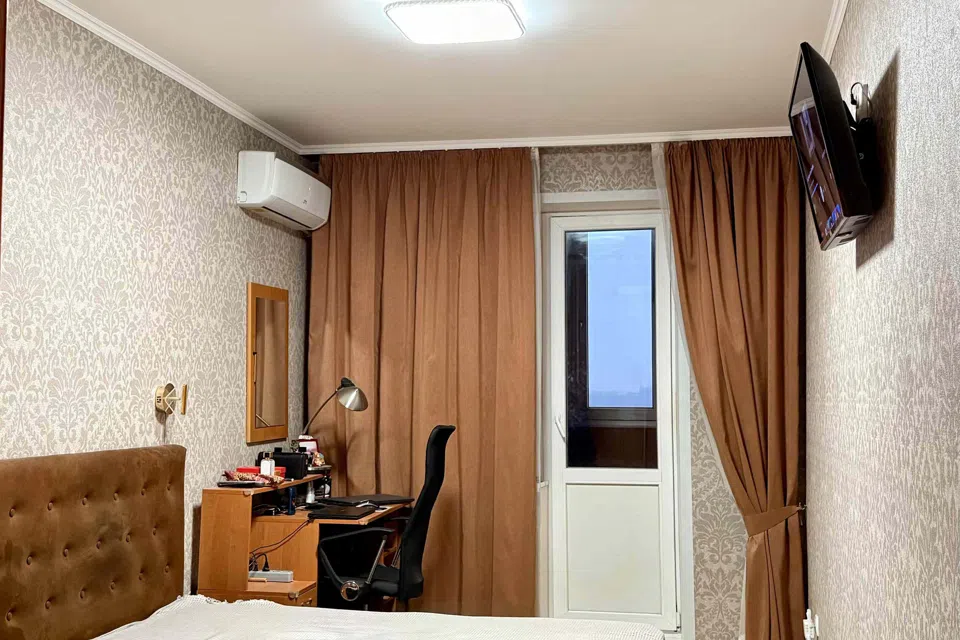 Продаётся 3-комнатная квартира, 62.4 м²