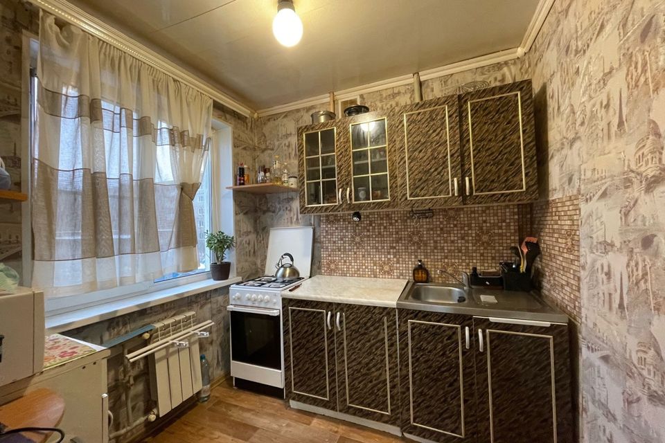 Продаётся 3-комнатная квартира, 63.9 м²