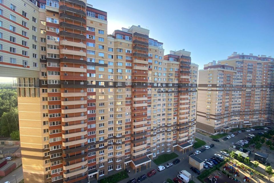 Продаётся 1-комнатная квартира, 58.1 м²