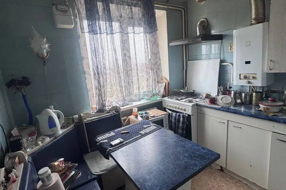 Продаётся 4-комнатная квартира, 58 м²