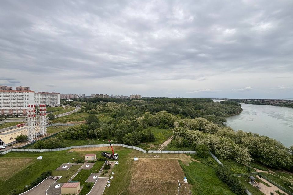 Продаётся 2-комнатная квартира, 56.7 м²
