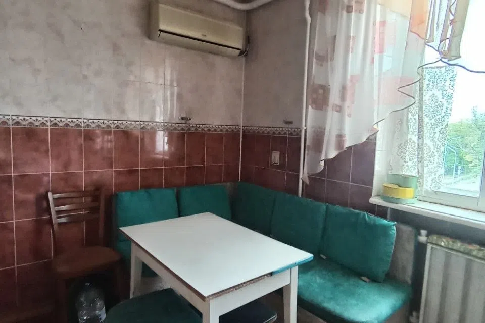 Продаётся 2-комнатная квартира, 42.3 м²