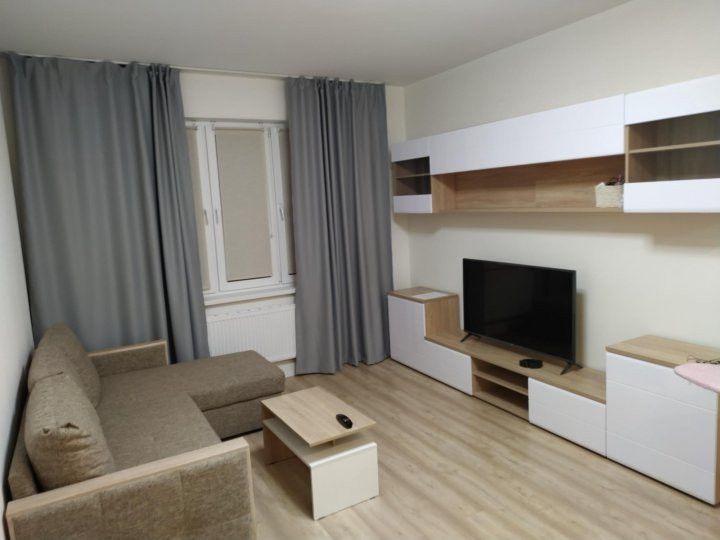 Продаётся 1-комнатная квартира, 37.4 м²