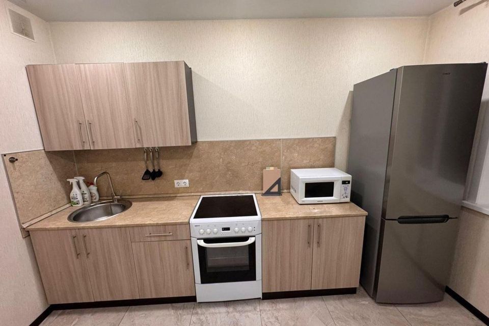 Сдаётся 1-комнатная квартира, 42.2 м²