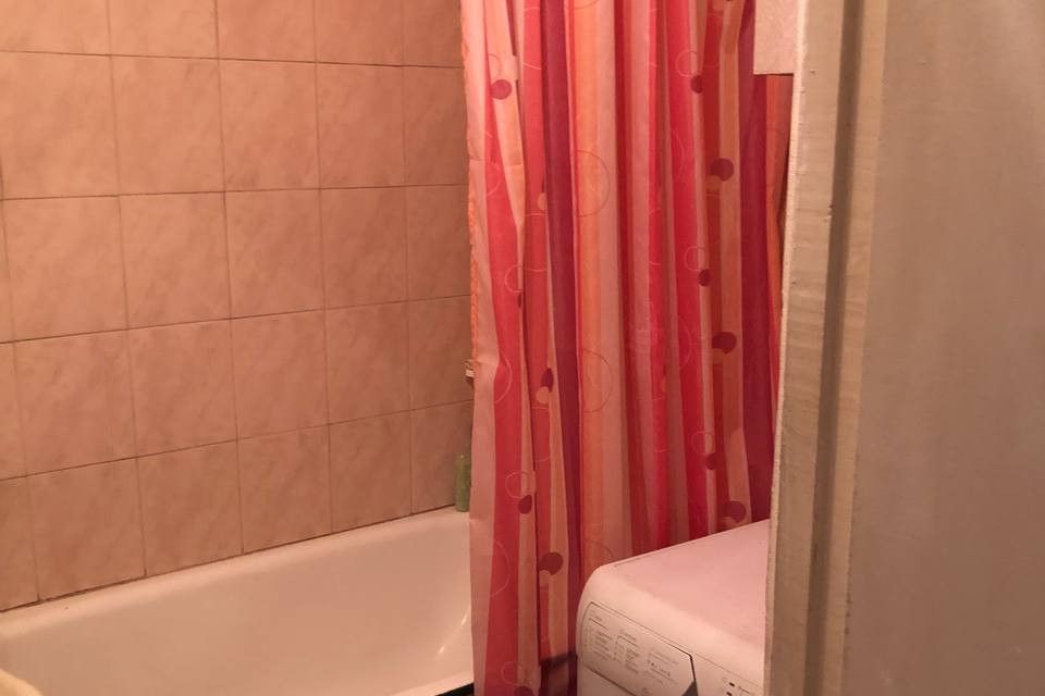 Продаётся 2-комнатная квартира, 48.4 м²