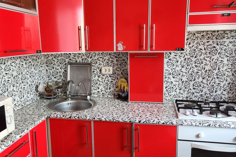 Продаётся 2-комнатная квартира, 43.8 м²