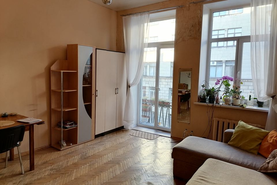 Продаётся 4-комнатная квартира, 116 м²