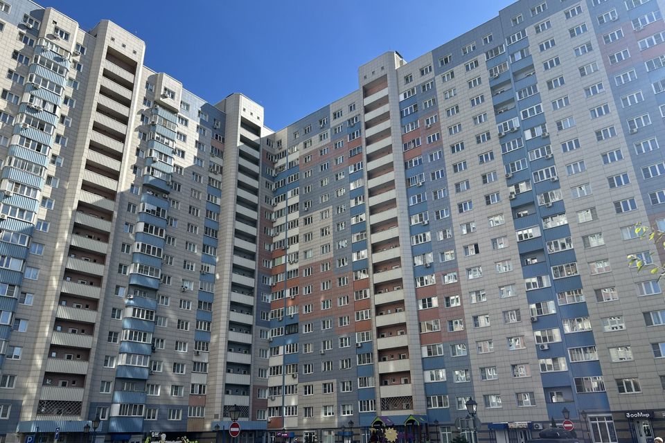 Продаётся 1-комнатная квартира, 42.4 м²