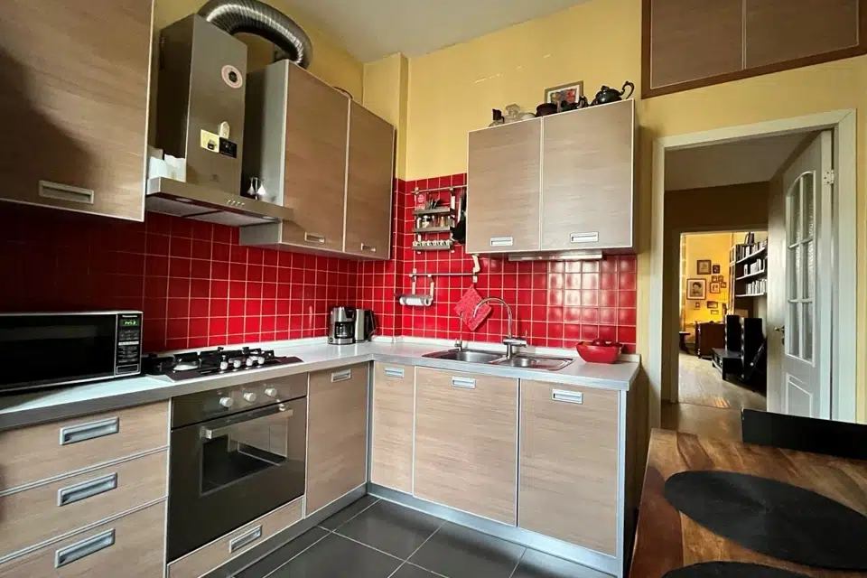 Продаётся 2-комнатная квартира, 56 м²
