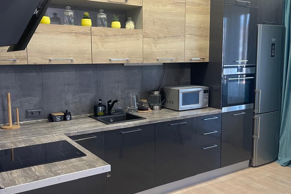 Продаётся 3-комнатная квартира, 76.6 м²