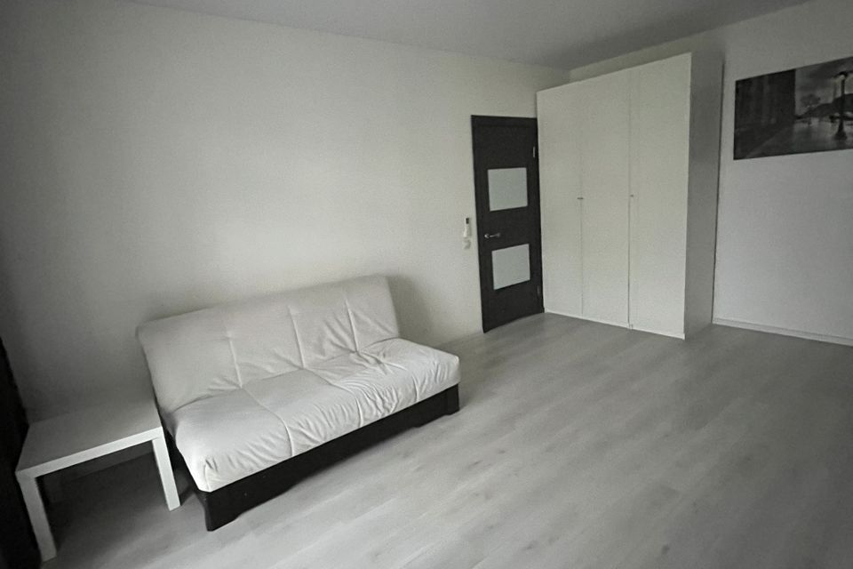 Сдаётся 1-комнатная квартира, 42 м²