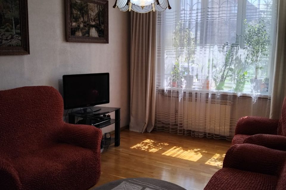 Продаётся 3-комнатная квартира, 77.1 м²