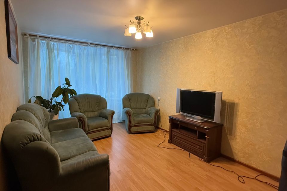 Продаётся 2-комнатная квартира, 56 м²