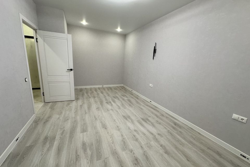 Продаётся 1-комнатная квартира, 36.7 м²