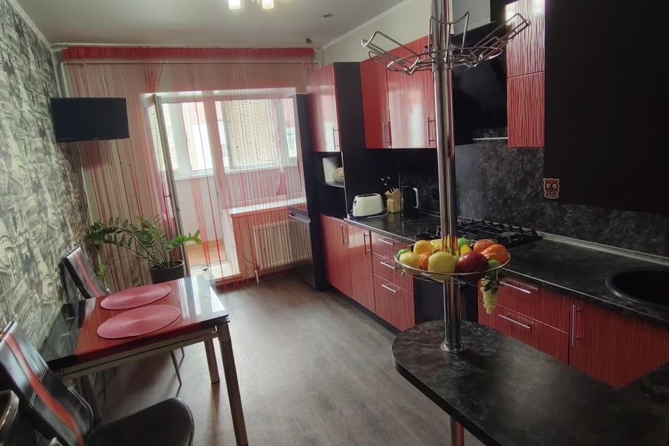 Продаётся 2-комнатная квартира, 61.8 м²
