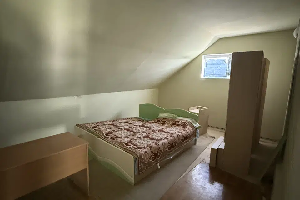 Продаётся 2-этажный дом, 200 м²