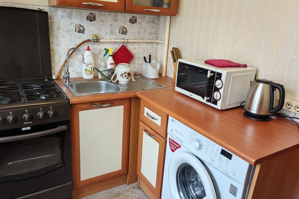 Продаётся 3-комнатная квартира, 58.5 м²