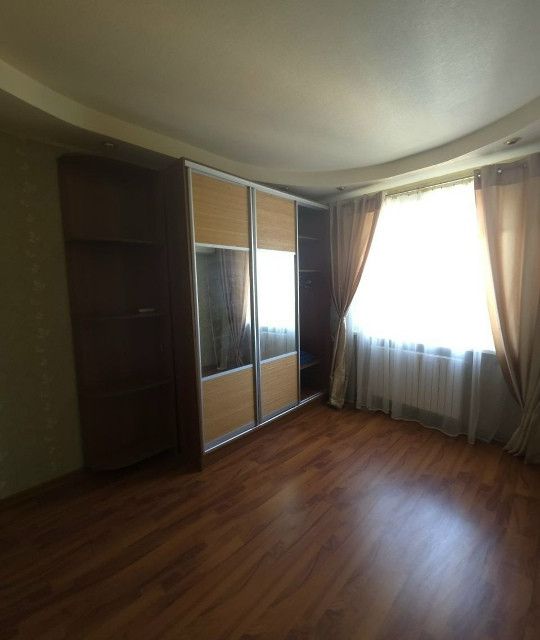 Продаётся 3-комнатная квартира, 61 м²