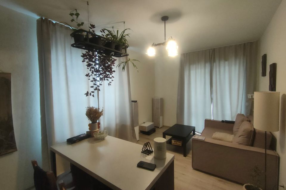 Продаётся 2-комнатная квартира, 58 м²