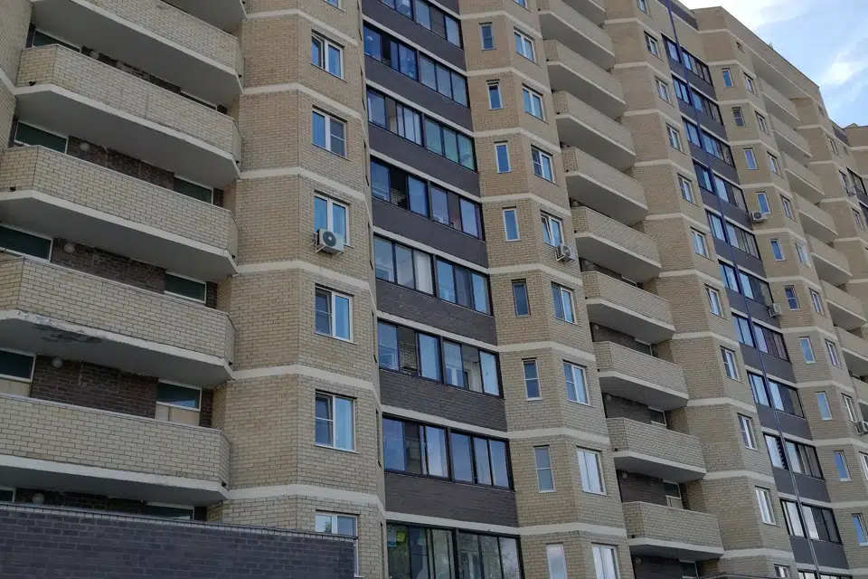 Продаётся 1-комнатная квартира, 41.8 м²