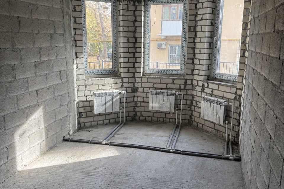 Продаётся 2-комнатная квартира, 57.2 м²
