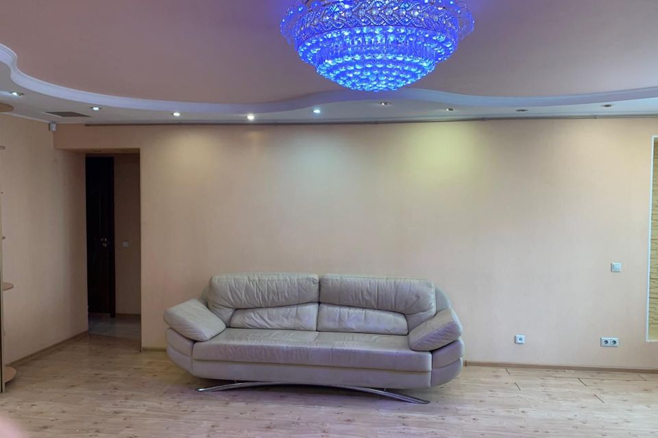 Продаётся 3-комнатная квартира, 70.4 м²