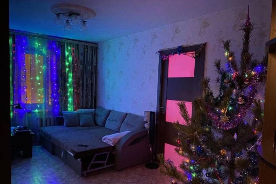 Продаётся 3-комнатная квартира, 56.1 м²