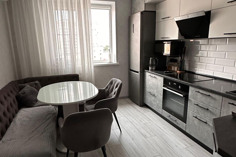 Продаётся 3-комнатная квартира, 77.9 м²
