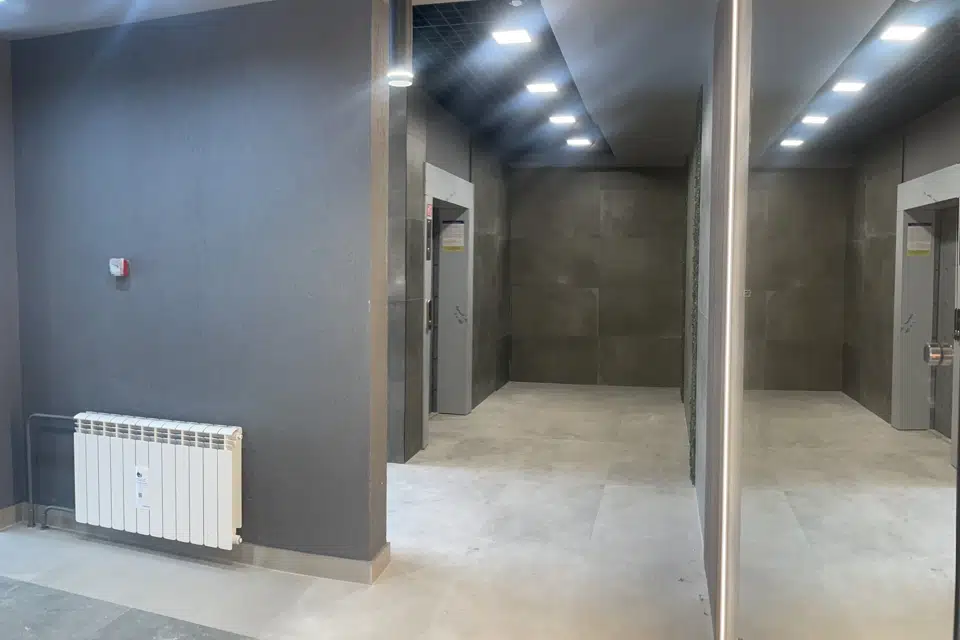 Продаётся 2-комнатная квартира, 65.8 м²