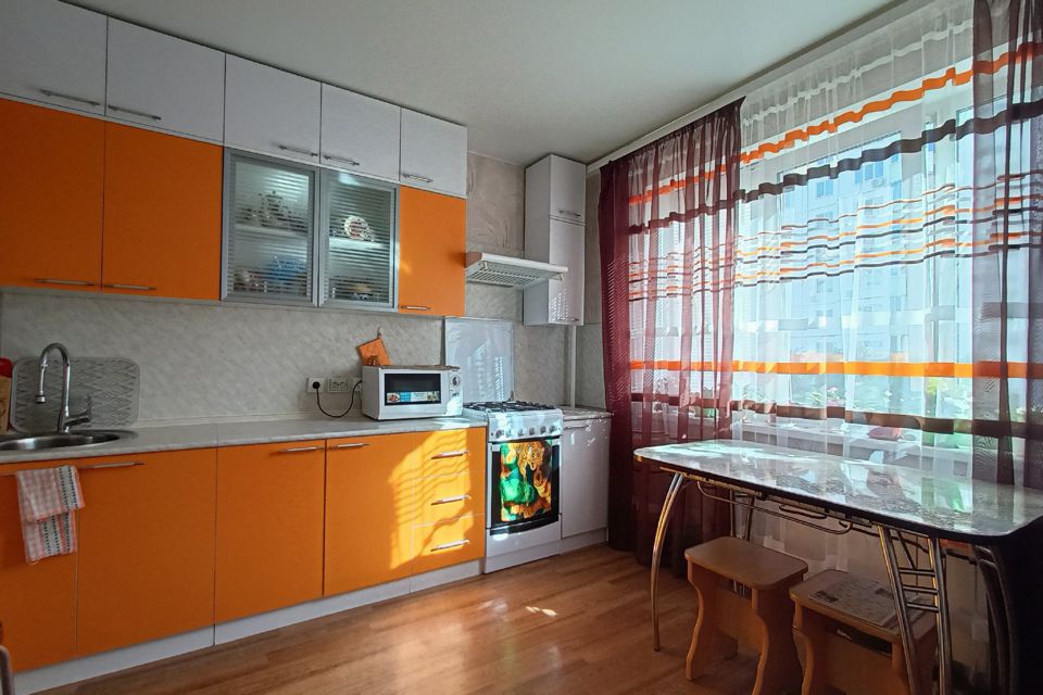 Продаётся 1-комнатная квартира, 39.9 м²