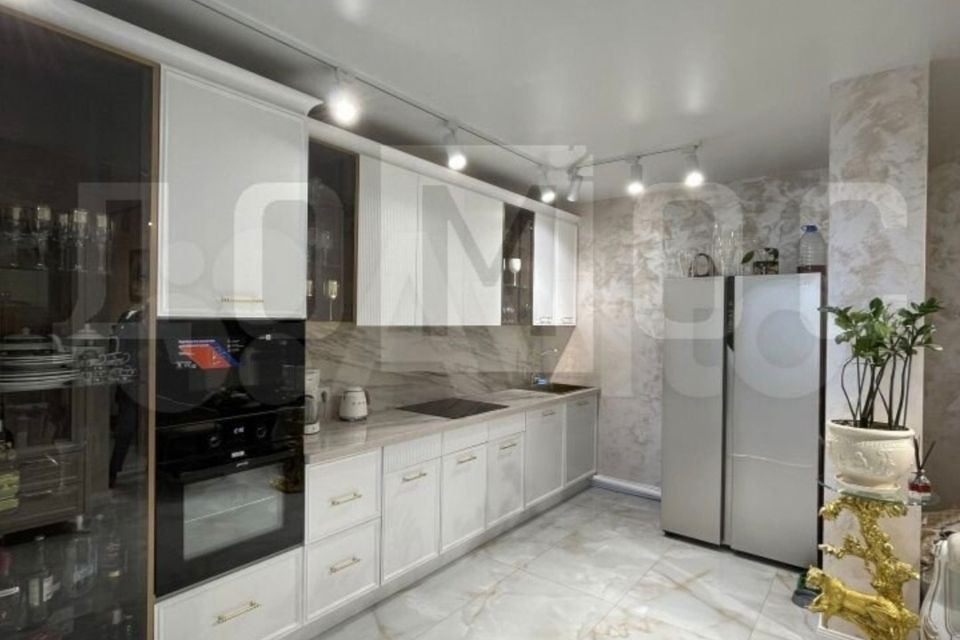 Продаётся 2-комнатная квартира, 60 м²