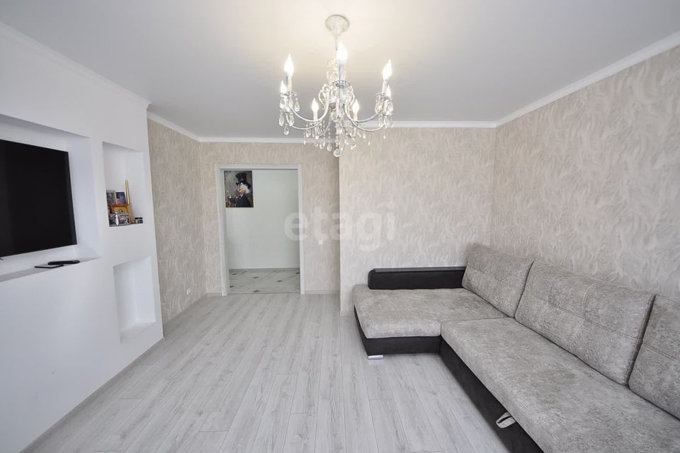 Продаётся 1-комнатная квартира, 40.3 м²