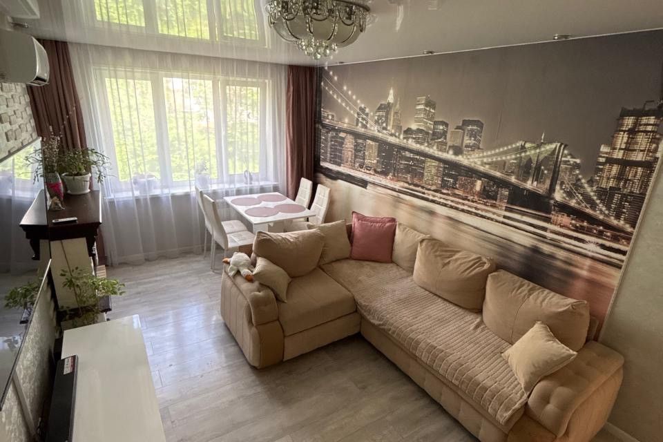 Продаётся 3-комнатная квартира, 61.5 м²