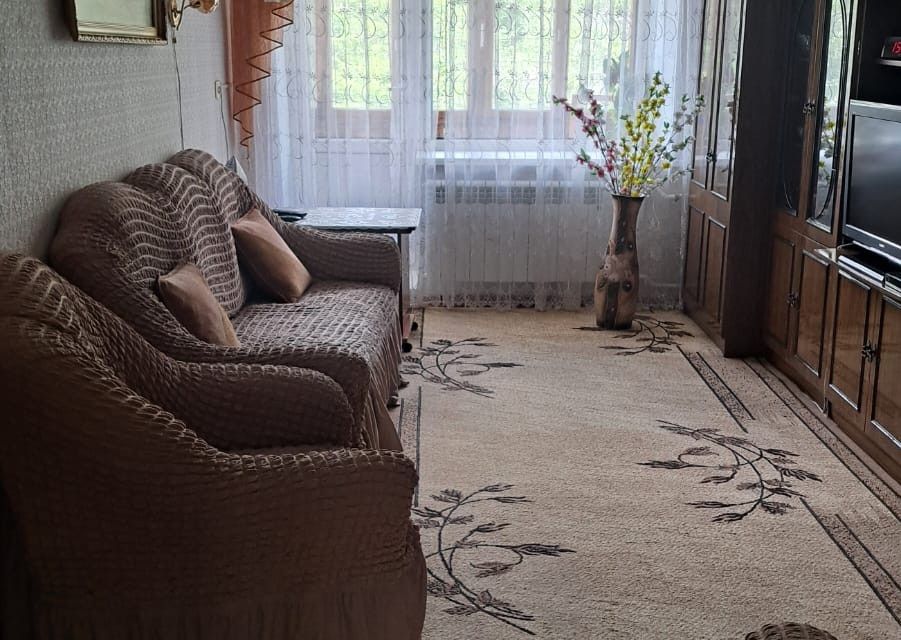 Продаётся 3-комнатная квартира, 58.1 м²