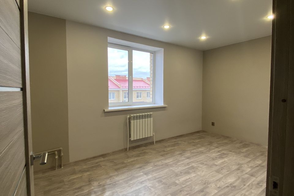 Продаётся 3-комнатная квартира, 55.3 м²