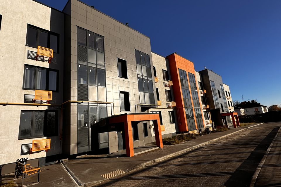 Продаётся 3-комнатная квартира, 63.3 м²