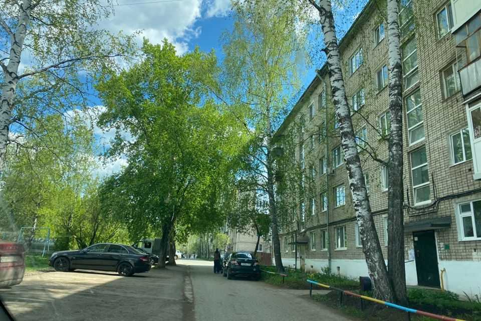 Продаётся 3-комнатная квартира, 51.3 м²