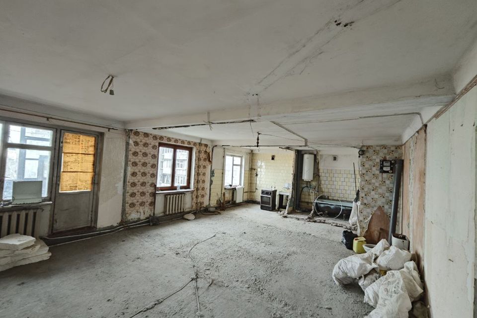 Продаётся студия, 70 м²