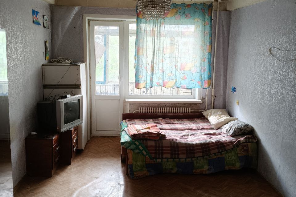 Продаётся 4-комнатная квартира, 66.4 м²