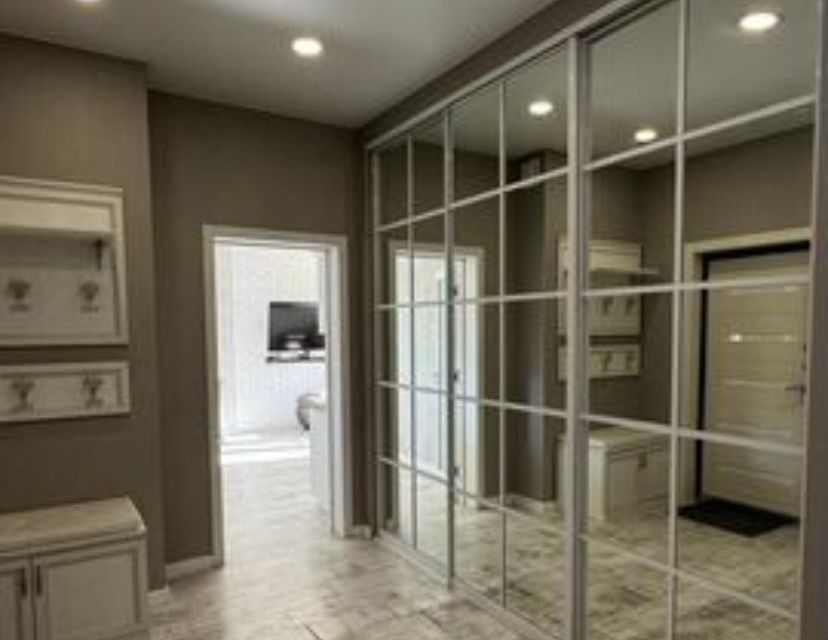 Продаётся 2-комнатная квартира, 76.1 м²
