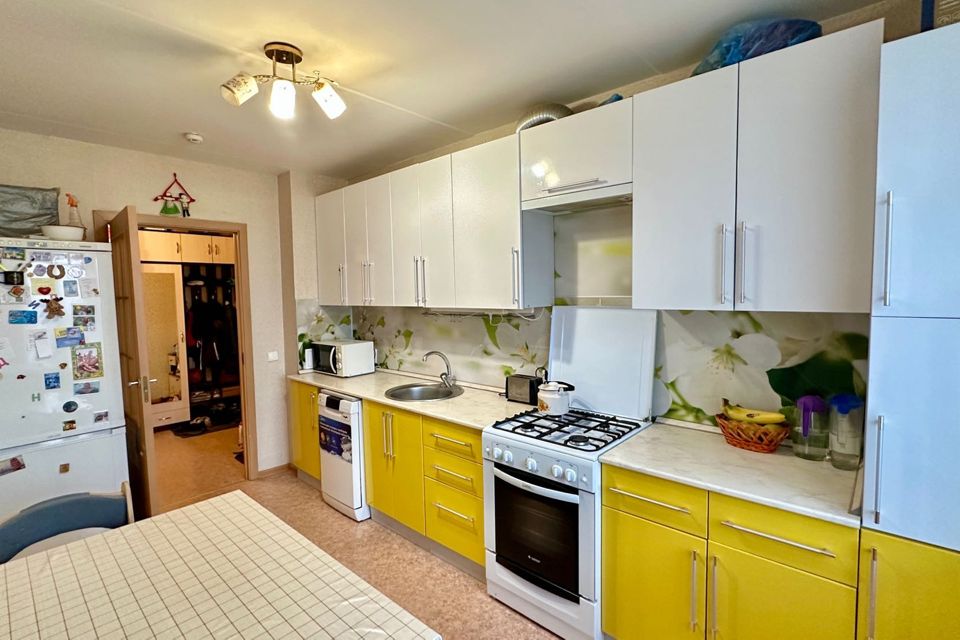 Продаётся 3-комнатная квартира, 67.8 м²