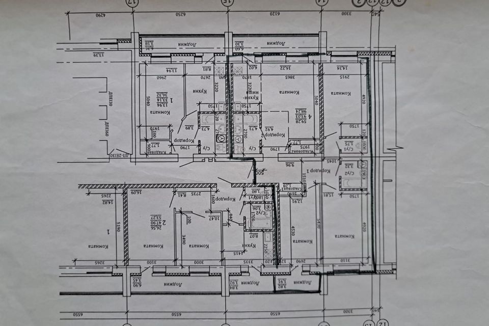 Продаётся 4-комнатная квартира, 98.2 м²