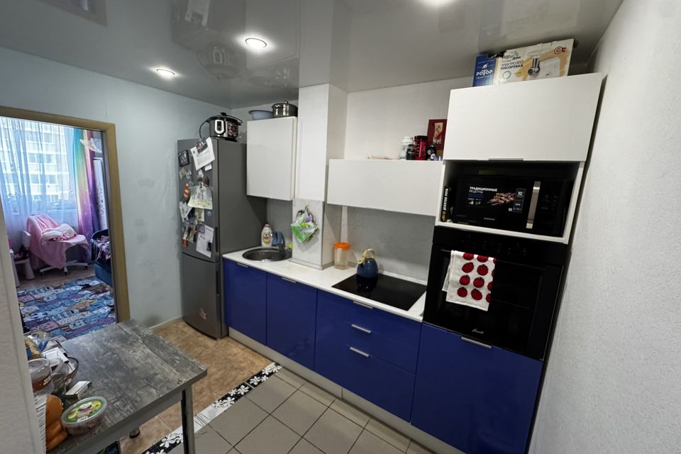 Продаётся 1-комнатная квартира, 42.2 м²