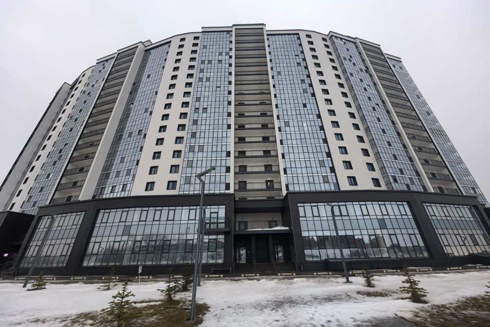 Продаётся 2-комнатная квартира, 69.9 м²