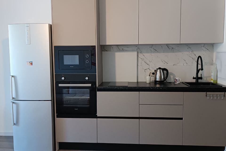 Сдаётся 1-комнатная квартира, 38 м²