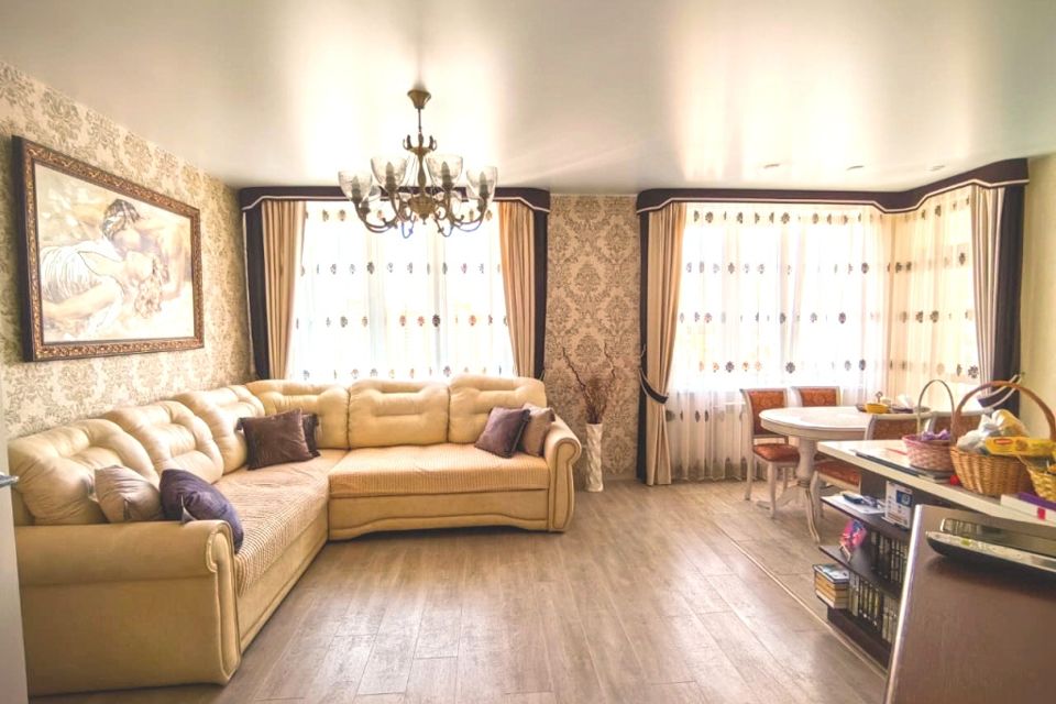 Продаётся 3-комнатная квартира, 77.7 м²