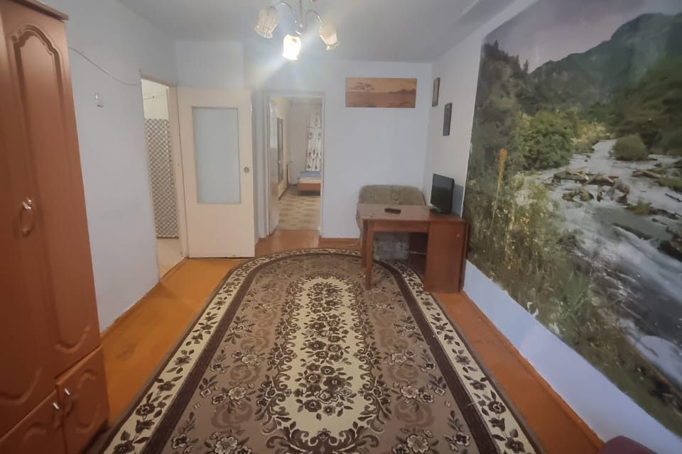 Продаётся 2-комнатная квартира, 42.6 м²