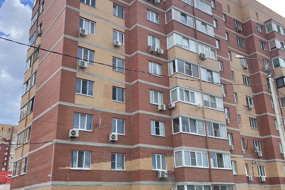 Продаётся 2-комнатная квартира, 69.3 м²