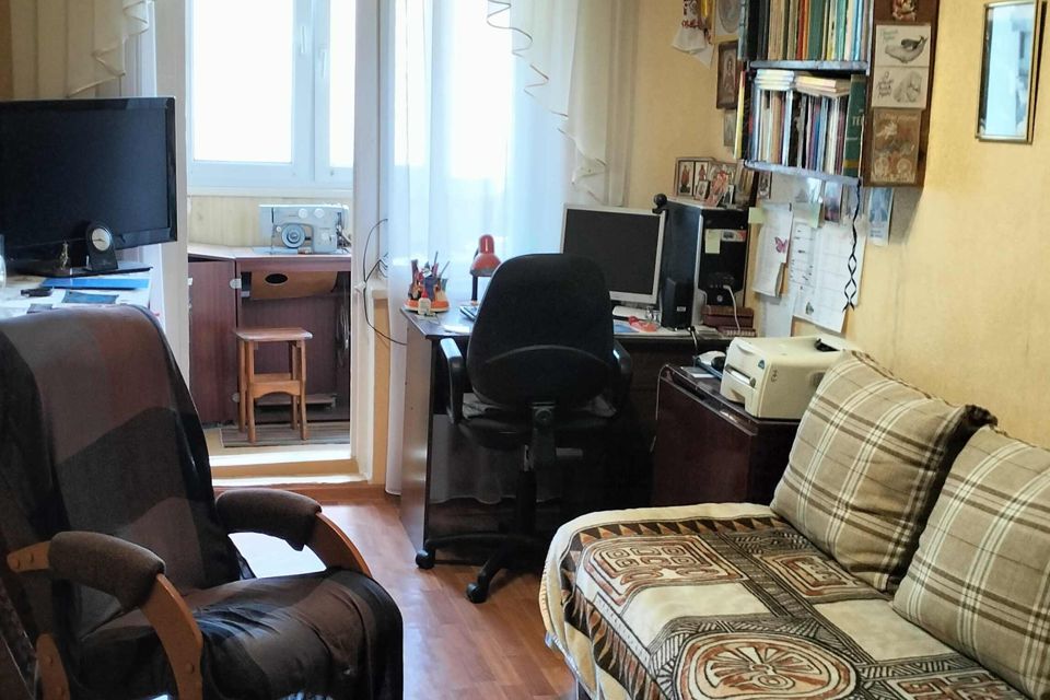 Продаётся 3-комнатная квартира, 65.5 м²